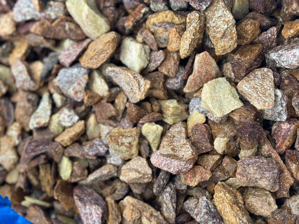 Златолит персиковый декоративная каменная крошка купить в Феодосии