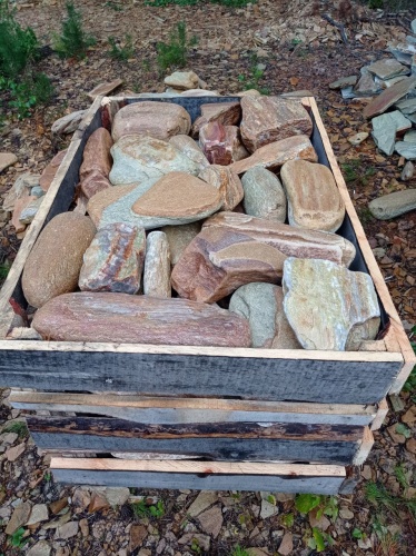 Златолит жёлтый, жёлто-зелёный глыбки и валуны для ланшафтного дизайна купить в Феодосии