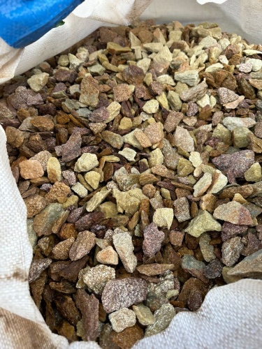 Златолит персиковый декоративная каменная крошка купить в Феодосии