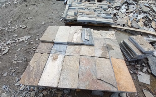 Плитка пилёная златолит Уральский для цоколя, отмостки купить в Феодосии