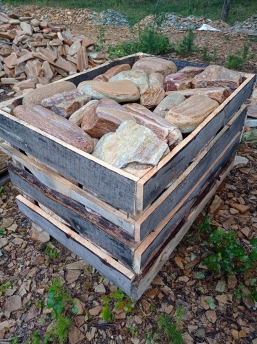 Златолит жёлтый, жёлто-зелёный глыбки и валуны для ланшафтного дизайна купить в Феодосии