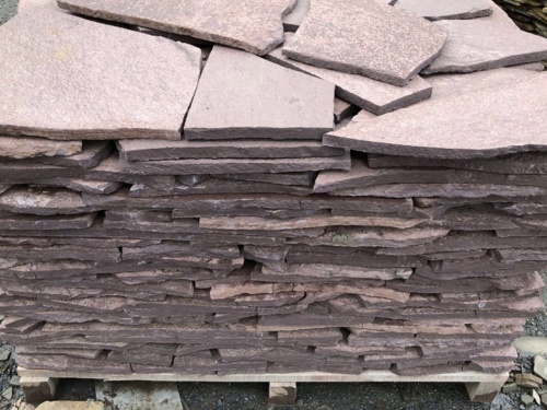 Плитняк лемезит бордовый для облицовки цоколя 20-25 мм  купить в Феодосии